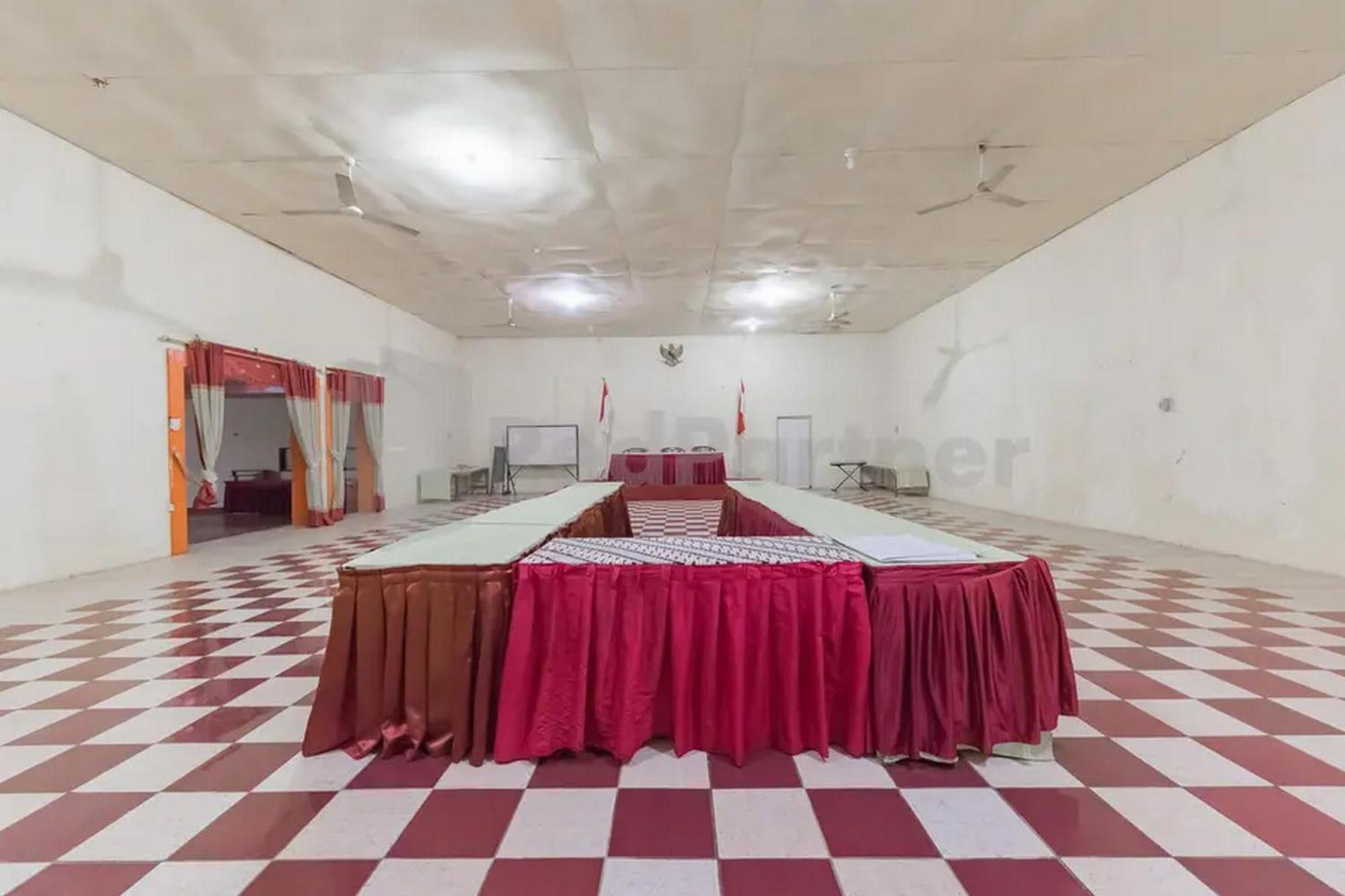 Hotel Linggarjati Near Natural Park Twa Linggarjati מראה חיצוני תמונה